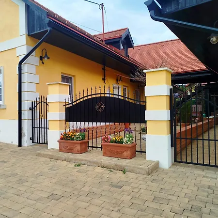 The Tasty Apartment *